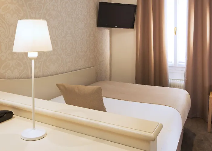 Fior D'aliza Szálloda 3*