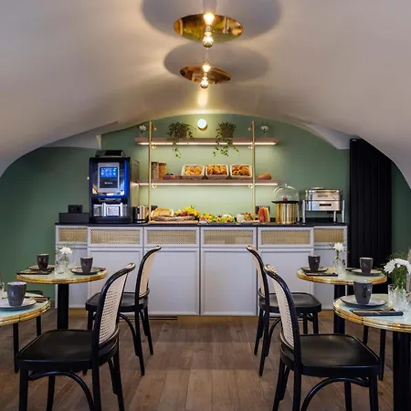 Fior D'aliza Szálloda