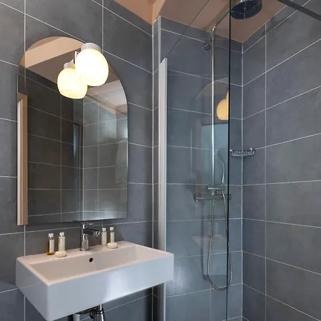 Fior D'aliza 3* Paris